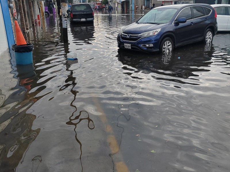 Fuertes inundaciones afectan a Ciudad Nezahualcóyotl