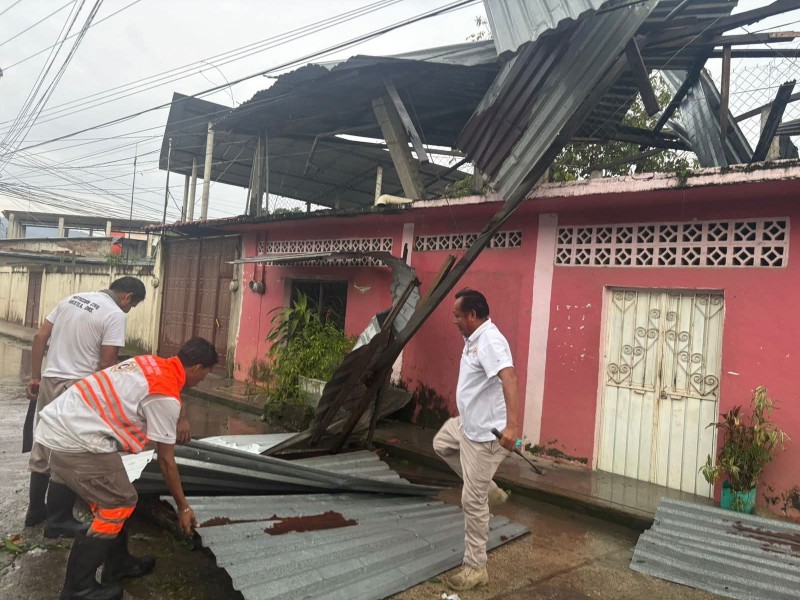 Fuertes lluvias dejan afectaciones en viviendas del municipio de Huixtla