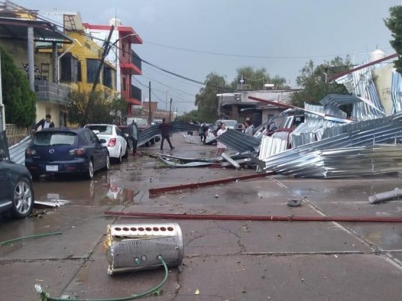 Fuertes lluvias en Valparaíso causan severos daños y movilizan autoridades