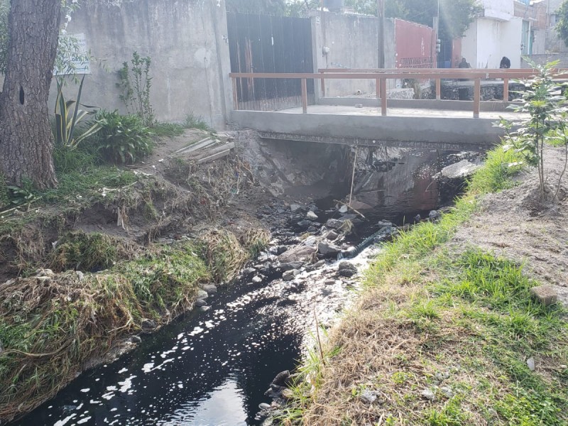 Fuertes lluvias provocan desbordamientos en arroyo de Álamos