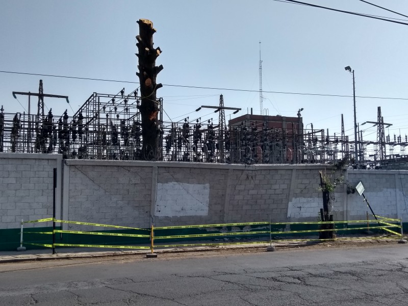 Fuertes vientos dejan estragos en Toluca y Metepec