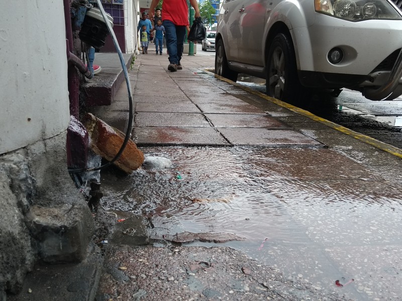 Fugas de Agua una constante en la capital