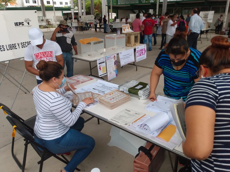Funcionarios, candidatos y líderes convocan al voto en Chiapas
