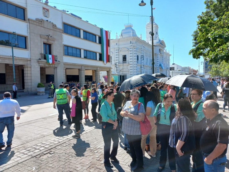 Funcionarios de Hermosillo realizan simulacro de sismo