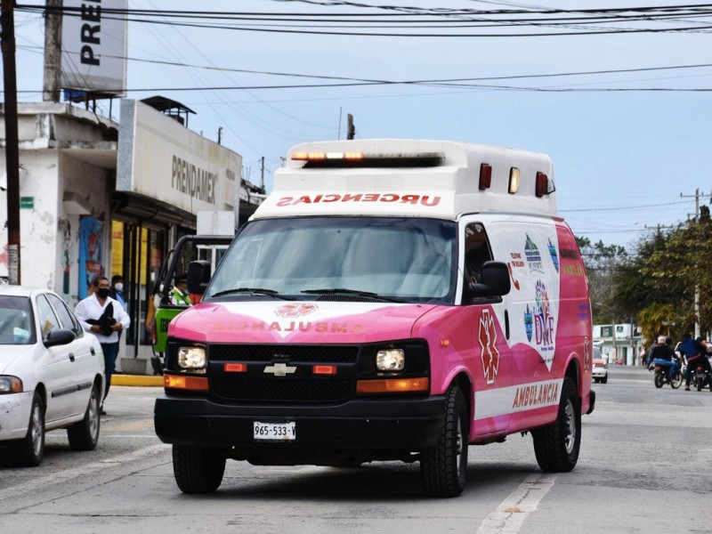 Fundación dona ambulancia a DIF Naranjos