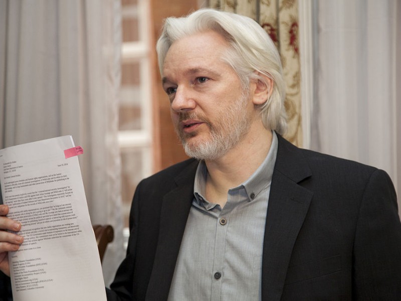 Fundador de WikiLeaks podría abandonar embajada ecuatoriana