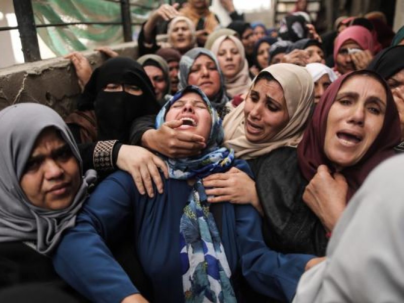 Funerales y nuevas protestas en Gaza