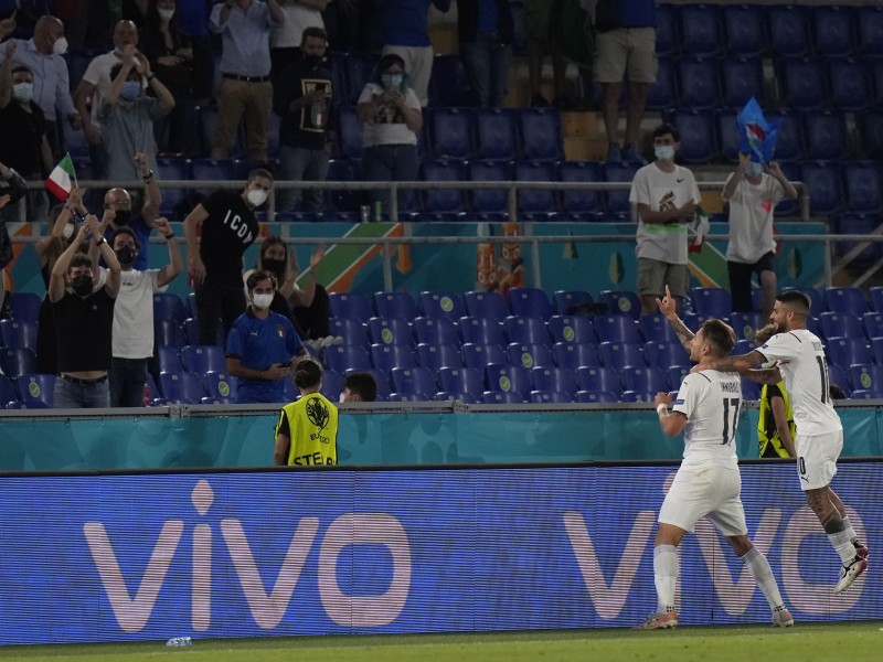 Gana Italia en partido inaugural de la Eurocopa