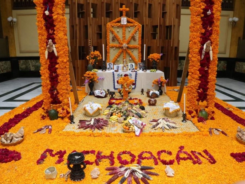 Gana Michoacán mejor Altar Tradicional de Ciudad de México