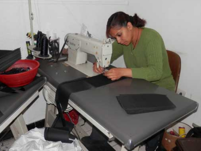 Gana terreno en Sahuayo a la industria mochilera