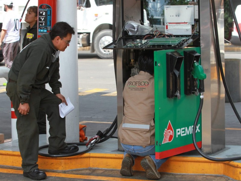 Garantiza Profeco abasto de combustible