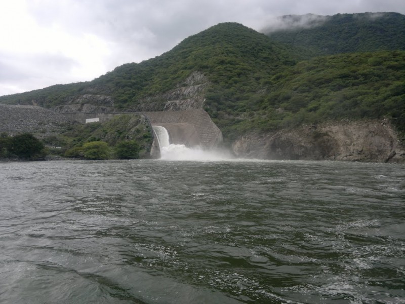 Garantizan abasto de agua de presas Benito Juárez y Yosocuta
