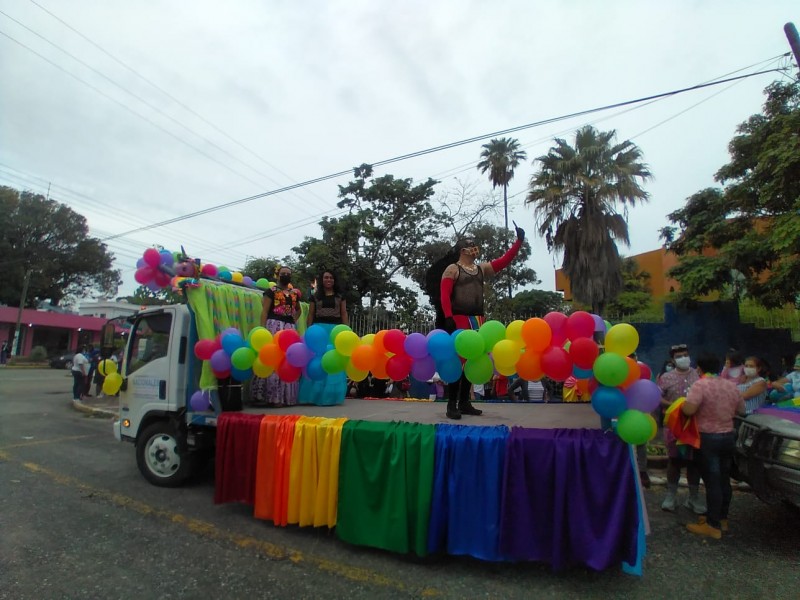 Garantizar implementación de leyes es el reto: comunidad LGBT