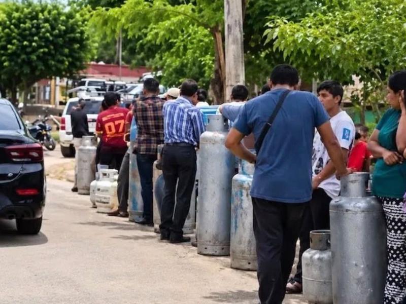 Gas LP escasea en Chiapas. Abasto a familias demora 3 días