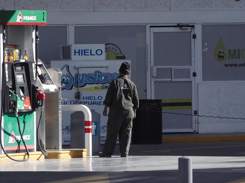 Gasolineras estarán a 15 metros de casas en Torreón