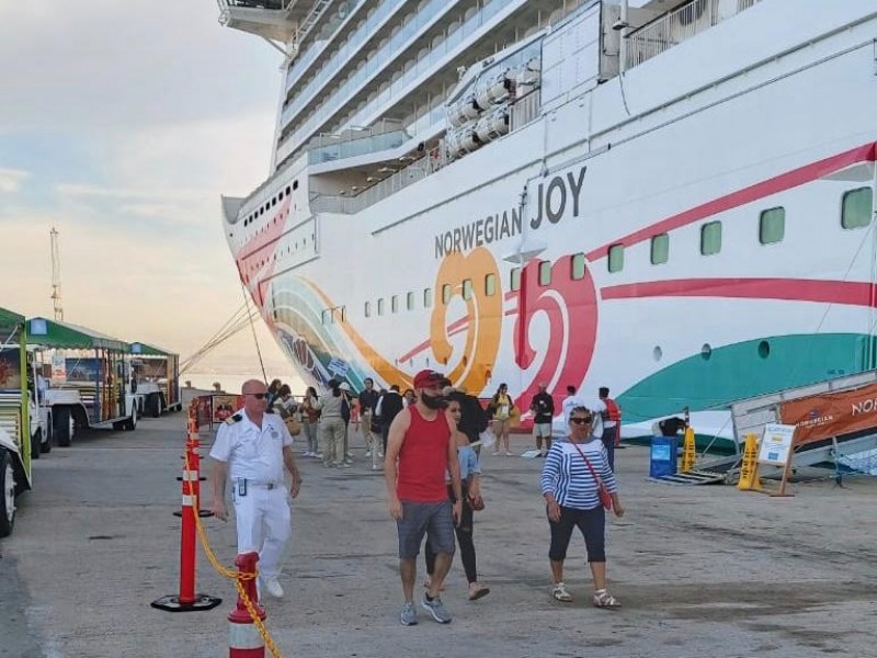 Gastan menos los gringos de crucero