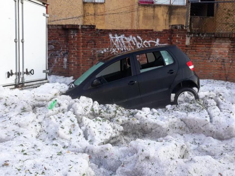 GDL reporta 311 familias apoyadas tras granizada