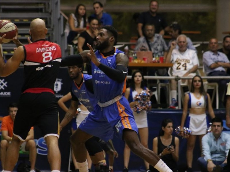 Gigantes empata serie de playoffs ante Zonkeys