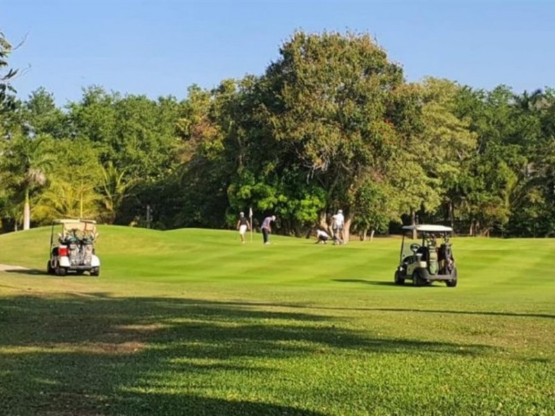 Gobernador confirma que campo de golf, será parque público