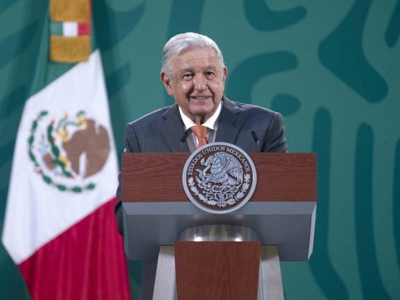 Gobernador de Michoacán amenazó a diputada federal: AMLO.
