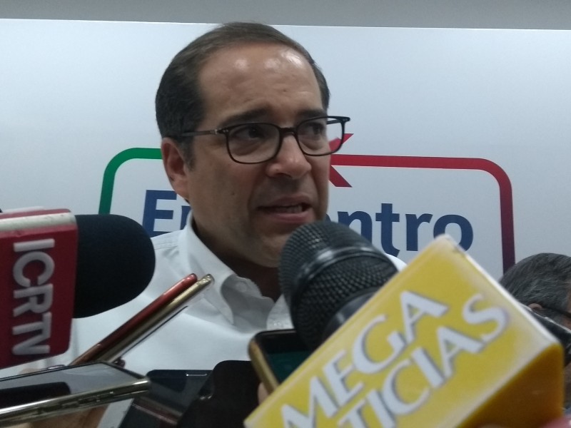 Gobernador desacuerdo con plan de austeridad Morenista