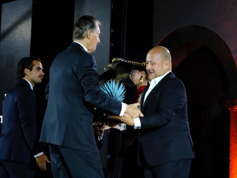 Gobernador Enrique Alfaro reconoció crecimiento de la industria del tequila