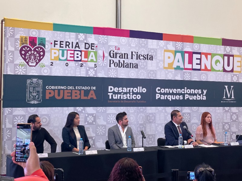 Gobernador presenta cartelera del Palenque de la Feria de Puebla