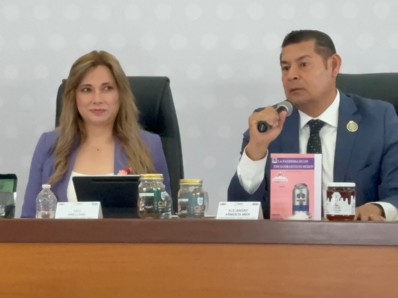 Gobernador va por reto de pavimentación contra ex ediles