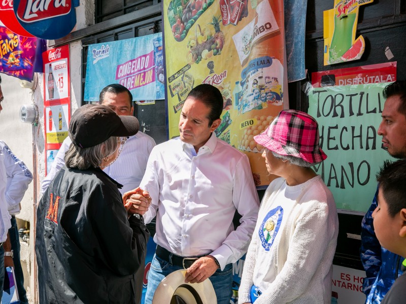 Gobernador visita Colonia Infonavit en SJR