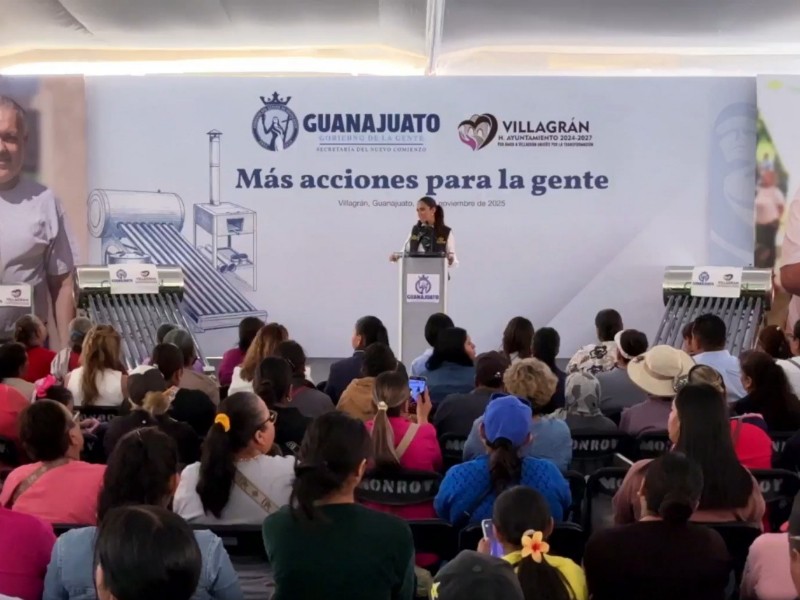 Gobernadora entrega infraestructura social para la gente de Villagrán