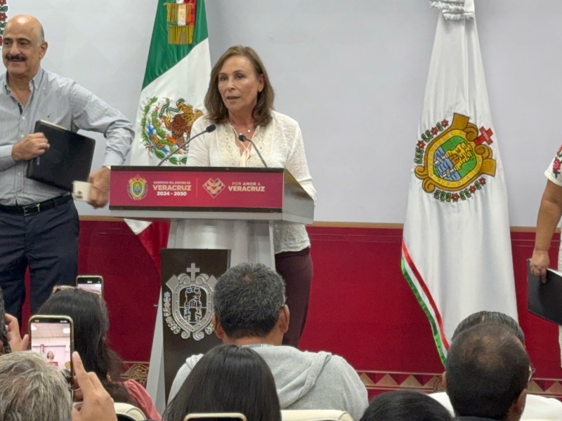 Gobernadora evade tema de motín en Tuxpan, delega a FGE