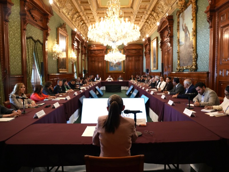 Gobernadores de Morena se reúnen en Palacio Nacional