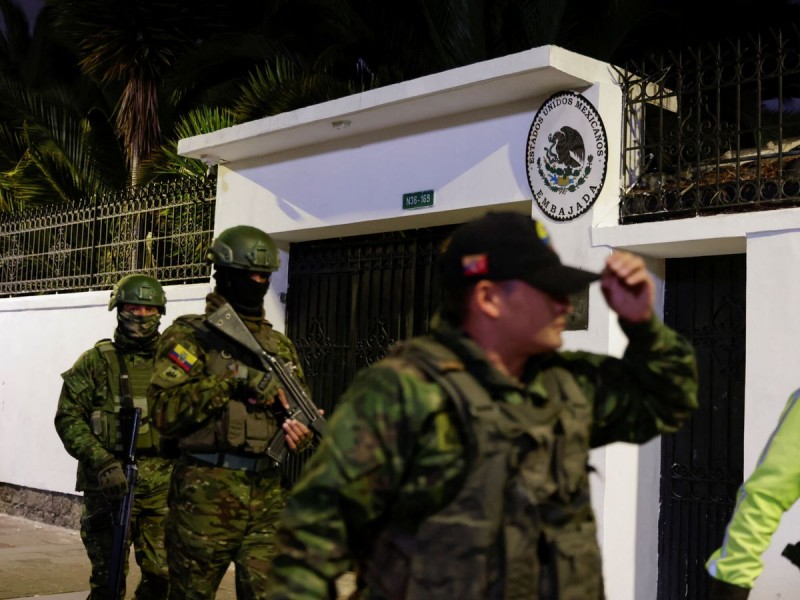 Gobernadores morenistas condenan irrupción a embajada mexicana en Ecuador
