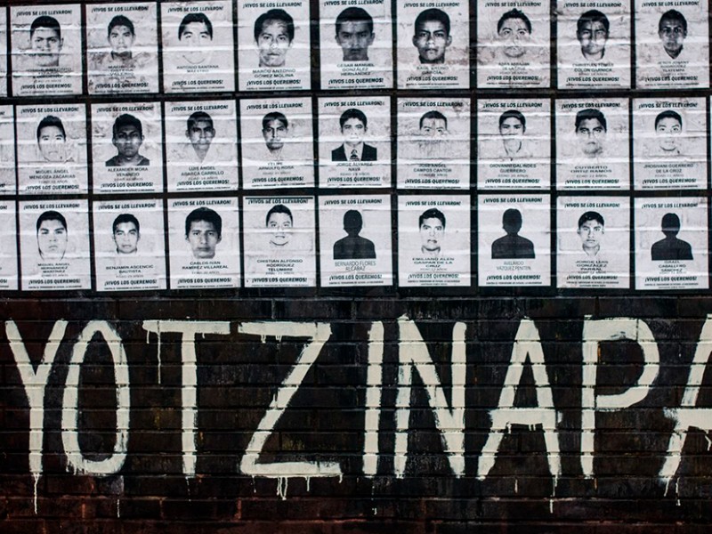 Gobierno analiza cambio de fiscal en caso Ayotzinapa
