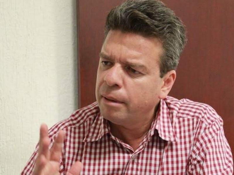 Gobierno atiende a normalistas