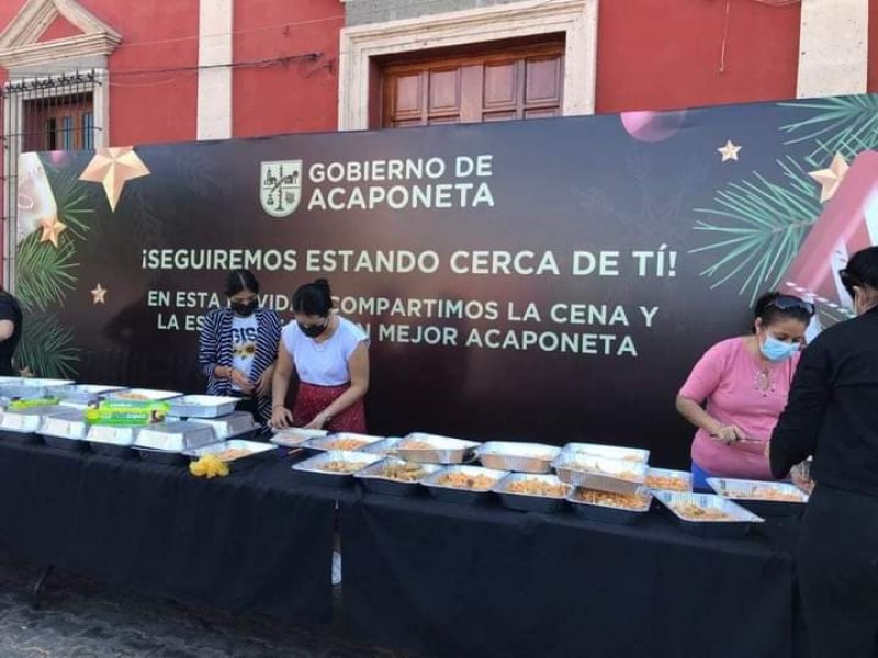 Gobierno de Acaponeta regaló cenas navideñas a familias