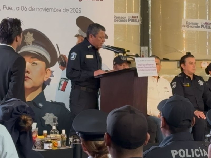 Gobierno del estado entrega apoyos a cuerpos de seguridad