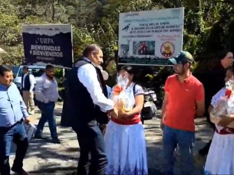 Gobierno del estado rehabilita carretera Ahuacatlán-Zacatlán