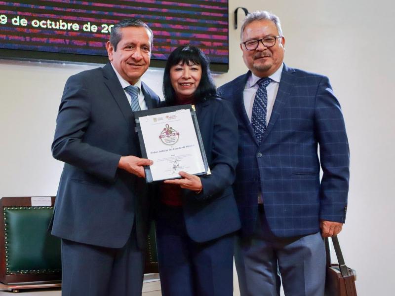 Gobierno mexiquense entrega Distintivo por la Igualdad Laboral a 147 instituciones