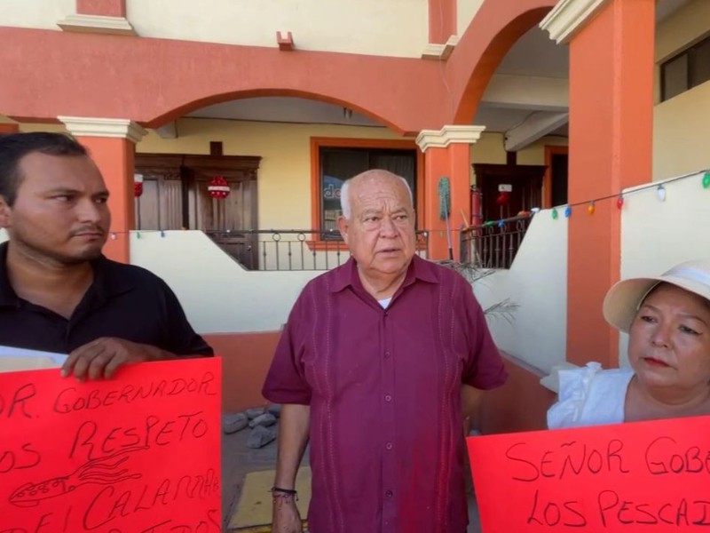 Gobierno respalda a pescadores ante baja en el precio del calamar