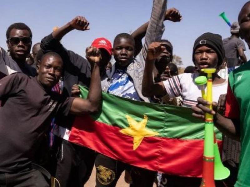 Golpe de Estado en Burkina, militares toman el control