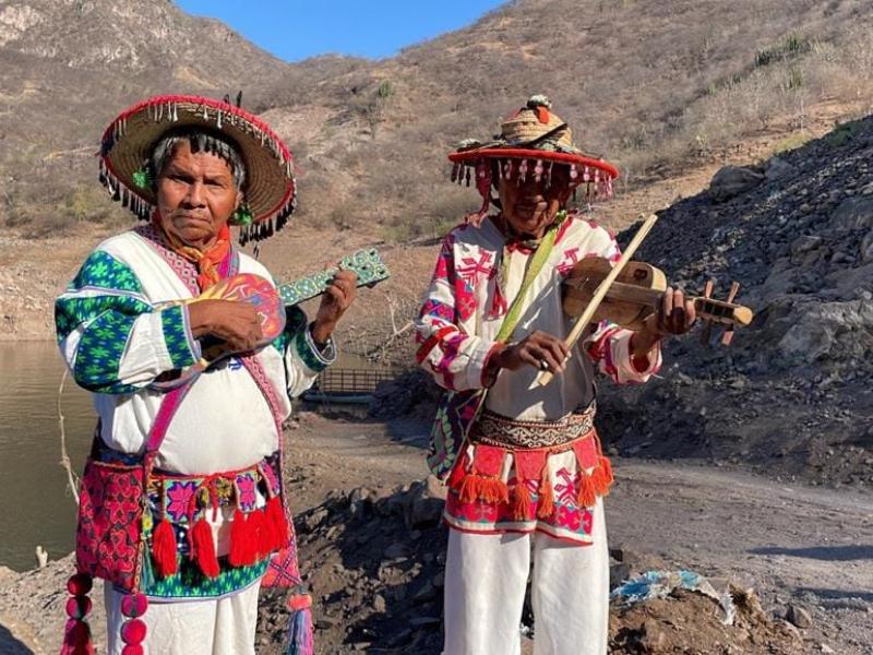 Golpeados por la sequía, sin jagüeyes para almacenar agua en Del Nayar