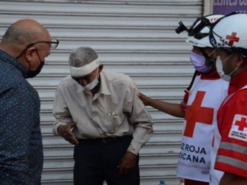 Golpean a viejito en el puerto de Veracruz