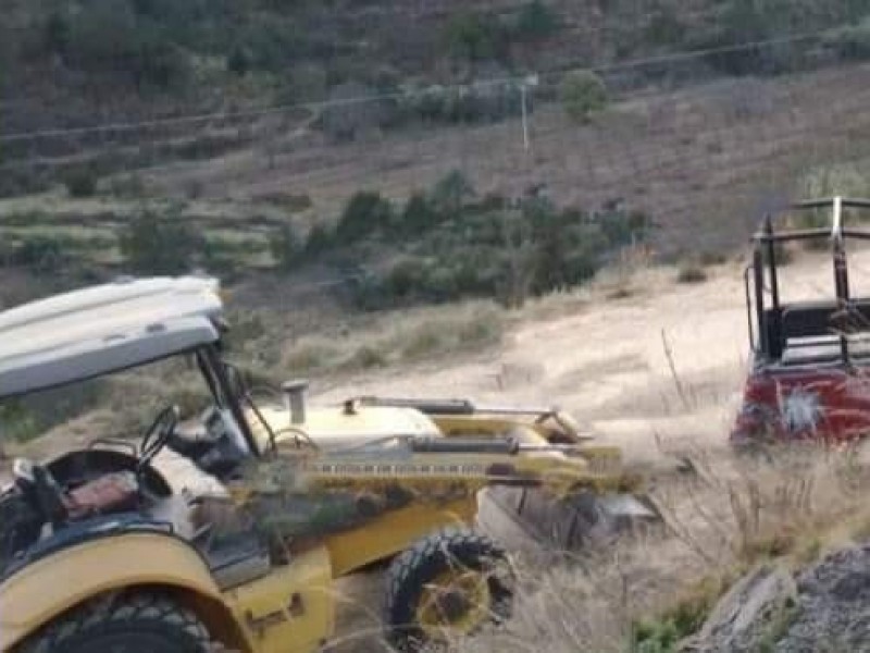 Golpean delincuentes a policías municipales en Zautla