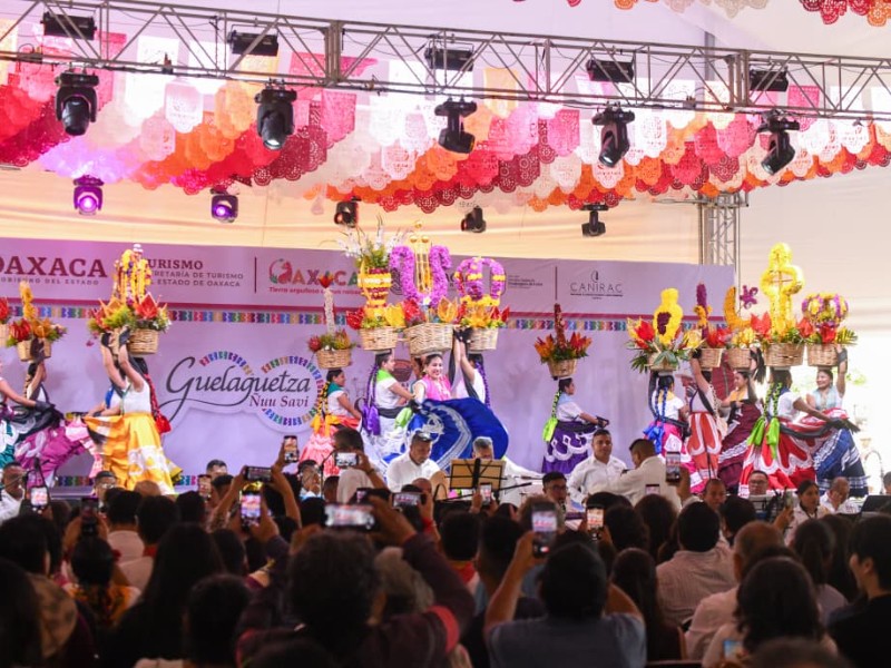 Goza Oaxaca cultura Mixteca con la muestra de la Guelaguetza Ñuu-Savi