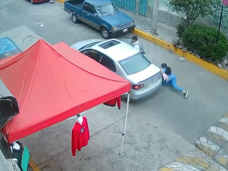 Graban presunto secuestro en Naucalpan