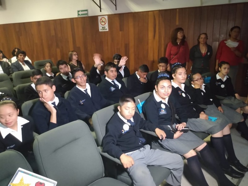 Graduación primera generación secundaria en Educación Especial