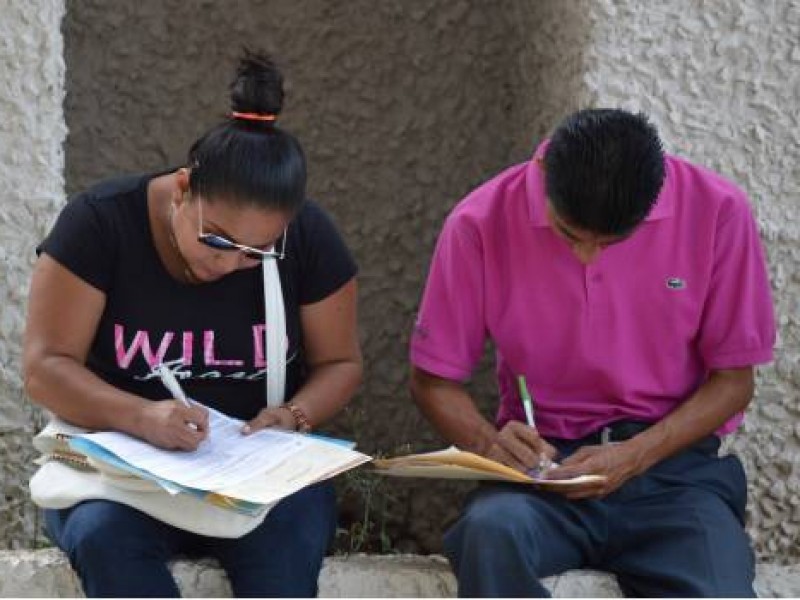 Graduarse: ¿una pesadilla para los jóvenes laguneros?