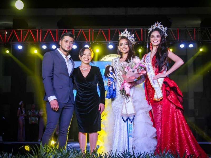 Gran final de Miss Teen México en Lázaro Cárdenas