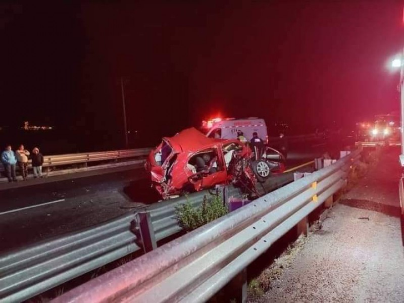 Grave accidente en la pista deja un muerto